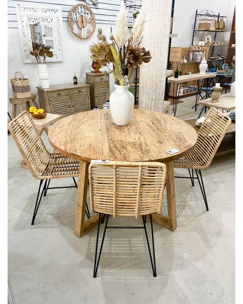 MM-122 Round Dining Table